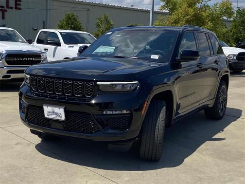 2025 Jeep Grand Cherokee Summit