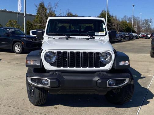 2026 Jeep Gladiator Sport
