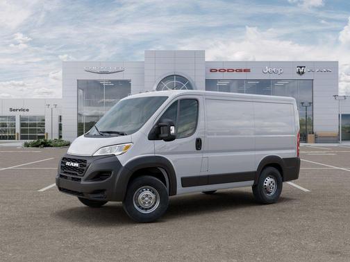 Bright White Clearcoat 2026 RAM ProMaster 1500 Low Roof