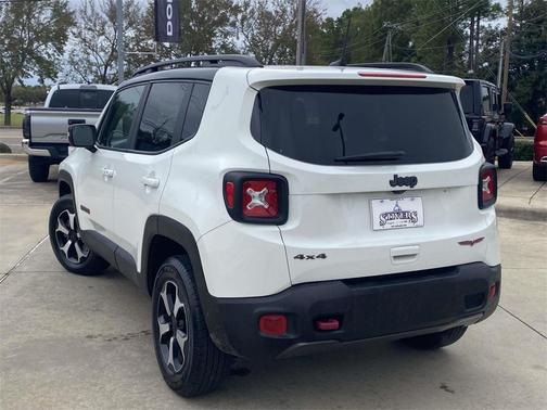 2022 Jeep Renegade Trailhawk
