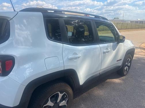 2022 Jeep Renegade Trailhawk