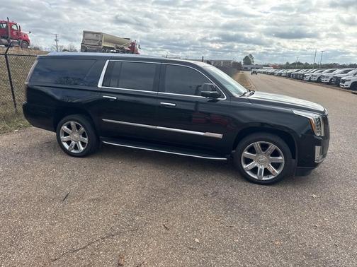 2020 Cadillac Escalade ESV Luxury