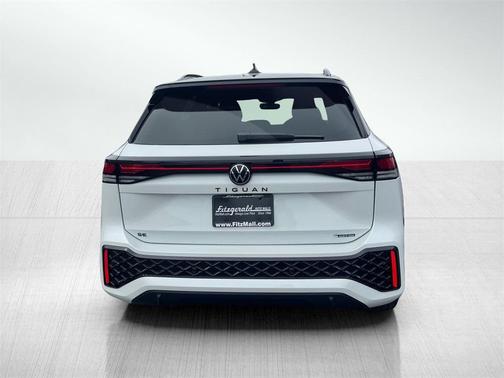 2025 Volkswagen Tiguan 2.0T SE R-Line Black 4MOTION