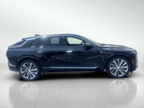 2024 Cadillac LYRIQ Luxury w/1SE