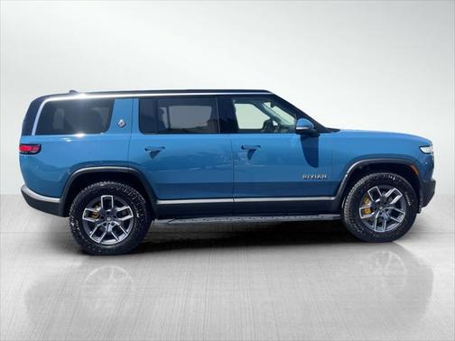2023 Rivian R1S Adventure