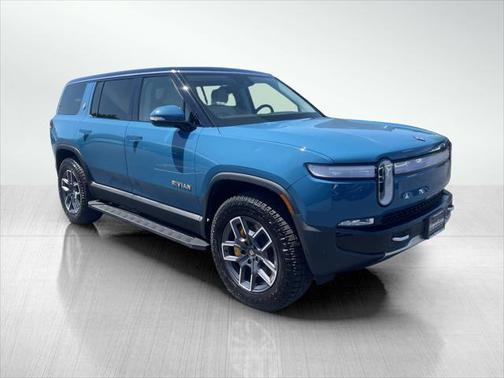 2023 Rivian R1S Adventure