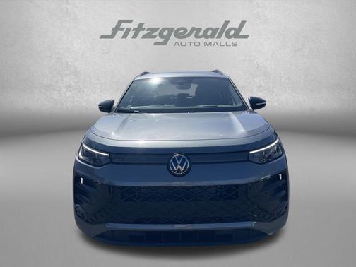 platinum gray metallic 2026 Volkswagen Tiguan 2.0T SE R-Line Black 4MOTION