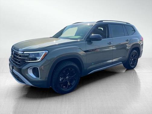 2024 Volkswagen Atlas 2.0T SE w/Technology 4MOTION