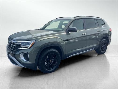 2024 Volkswagen Atlas 2.0T SE w/Technology 4MOTION