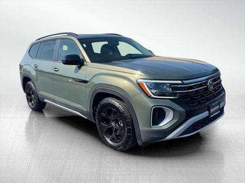 2024 Volkswagen Atlas 2.0T SE w/Technology 4MOTION