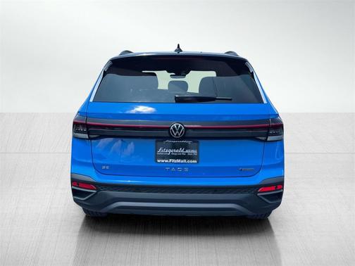 2025 Volkswagen Taos 1.5T SE Black