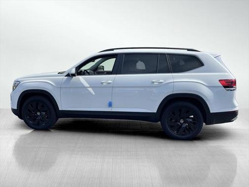 2025 Volkswagen Atlas 2.0T SE w/Technology 4MOTION