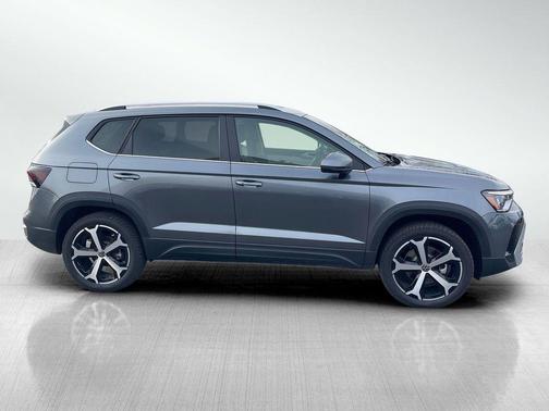 2026 Volkswagen Taos SEL