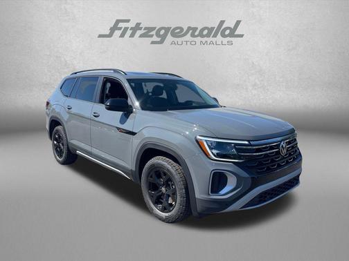pure gray 2026 Volkswagen Atlas Peak Edition