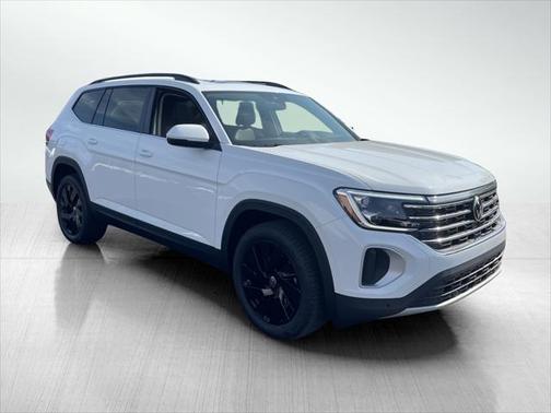 2025 Volkswagen Atlas 2.0T SE w/Technology 4MOTION