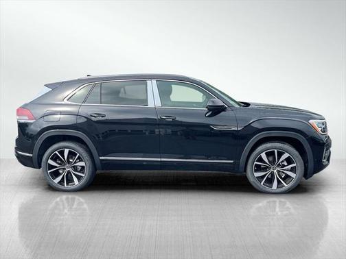 2025 Volkswagen Atlas Cross Sport 2.0T SEL Premium