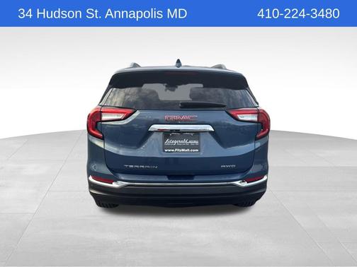 2024 GMC Terrain SLT
