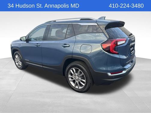 2024 GMC Terrain SLT