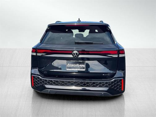 2026 Volkswagen Tiguan 2.0T SE R-Line Black 4MOTION