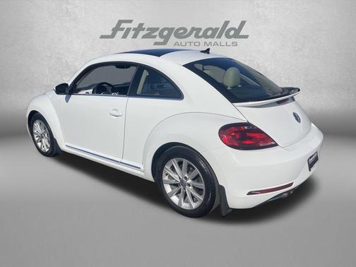 2018 Volkswagen Beetle 2.0T SE