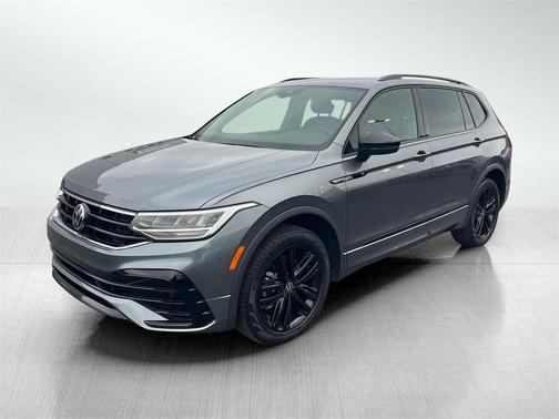 2022 Volkswagen Tiguan 2.0T SE R-Line Black 4MOTION