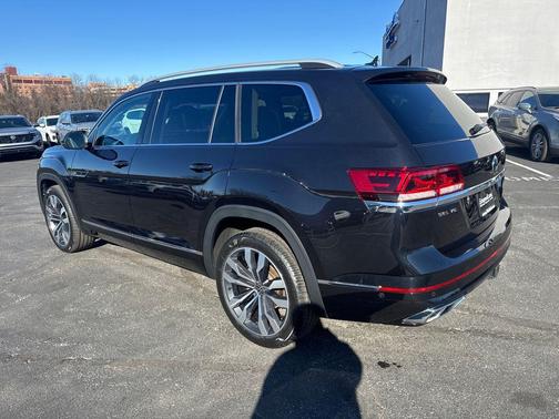 2022 Volkswagen Atlas 3.6L SEL Premium
