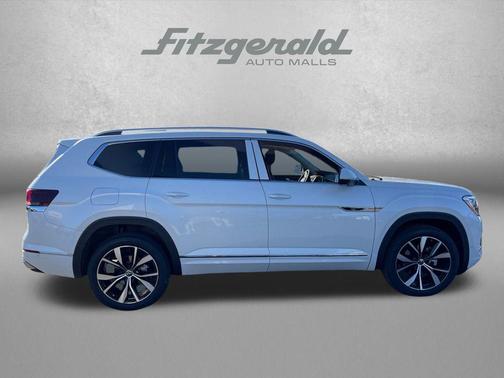 2026 Volkswagen Atlas 2.0T SEL Premium R-Line 4MOTION