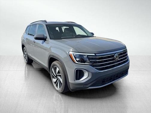 2025 Volkswagen Atlas 2.0T SE w/Technology 4MOTION