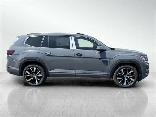 2025 Volkswagen Atlas 2.0T SEL Premium R-Line 4MOTION