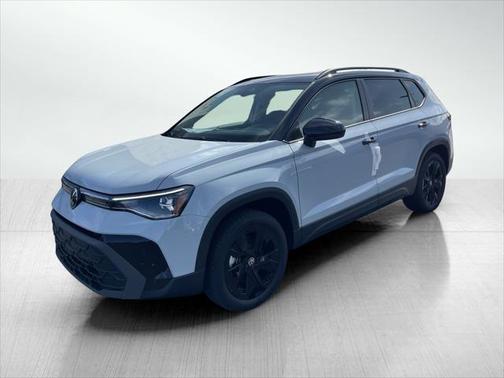2025 Volkswagen Taos 1.5T SE Black