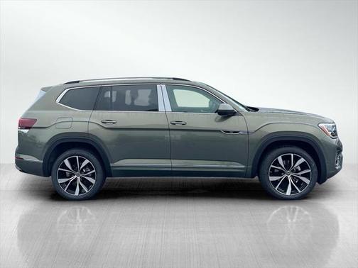 2025 Volkswagen Atlas 2.0T SEL Premium R-Line 4MOTION