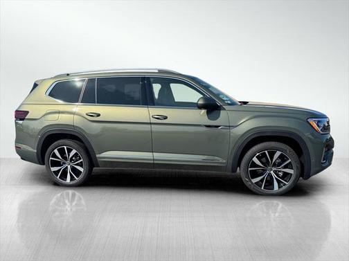 2025 Volkswagen Atlas 2.0T SEL Premium R-Line 4MOTION