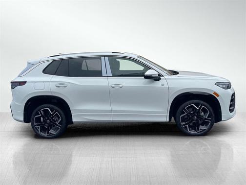 2026 Volkswagen Tiguan 2.0T SEL