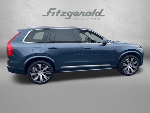 2023 Volvo XC90 Recharge Plug-In Hybrid T8 Plus Bright Theme 7-Seater