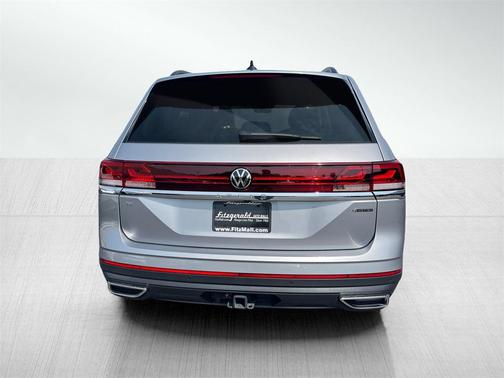 2024 Volkswagen Atlas 2.0T SE w/Technology 4MOTION