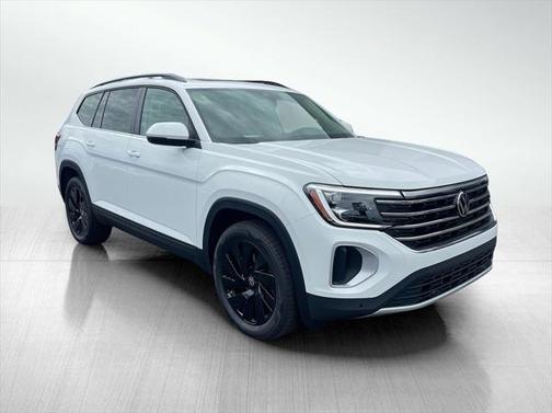 2025 Volkswagen Atlas 2.0T SE w/Technology 4MOTION