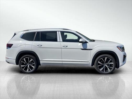 2025 Volkswagen Atlas 2.0T SEL Premium R-Line 4MOTION