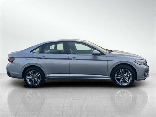 2022 Volkswagen Jetta 1.5T SE