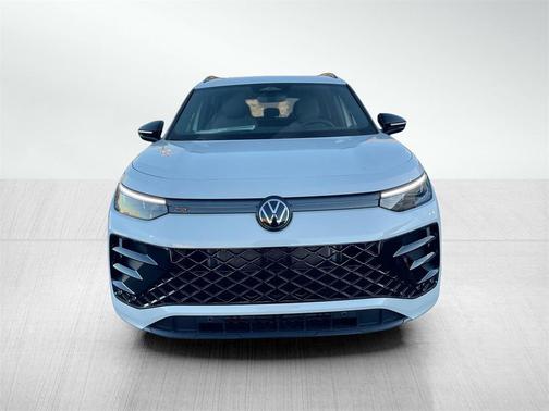 2026 Volkswagen Tiguan 2.0T SE R-Line Black 4MOTION