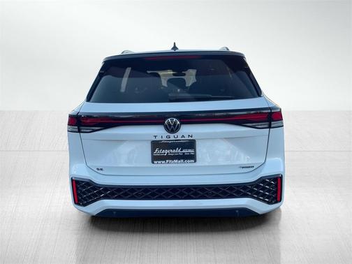 2026 Volkswagen Tiguan 2.0T SE R-Line Black 4MOTION