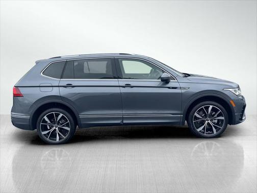 2024 Volkswagen Tiguan 2.0T SEL R-Line 4MOTION