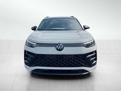 2025 Volkswagen Tiguan 2.0T SE R-Line Black 4MOTION