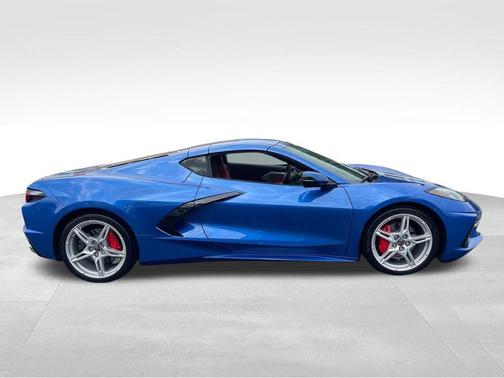 2021 Chevrolet Corvette Stingray w/2LT
