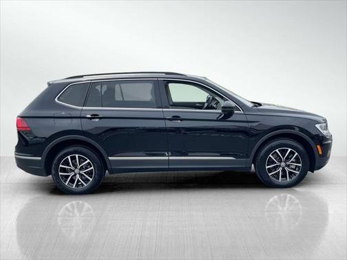 2021 Volkswagen Tiguan 2.0T SE R-Line Black 4MOTION