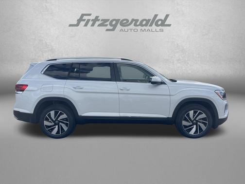 opal white pearl 2026 Volkswagen Atlas 2.0T SEL