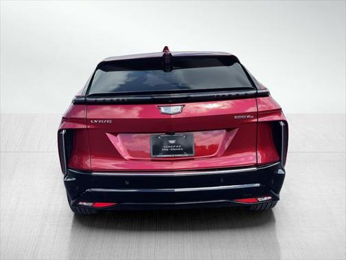 2024 Cadillac LYRIQ Luxury w/1SE