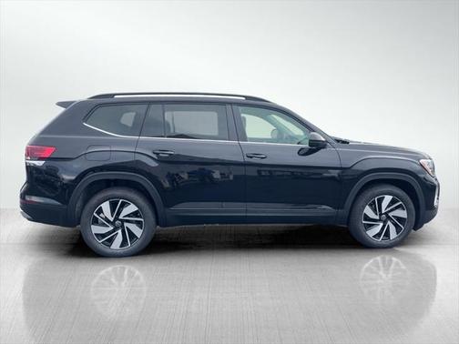 2025 Volkswagen Atlas 2.0T SE w/Technology 4MOTION