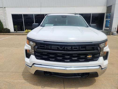 Summit White 2025 Chevrolet Silverado 1500 WT