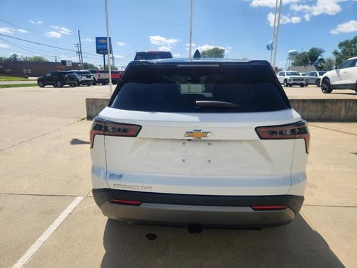 Summit White 2025 Chevrolet Equinox LT