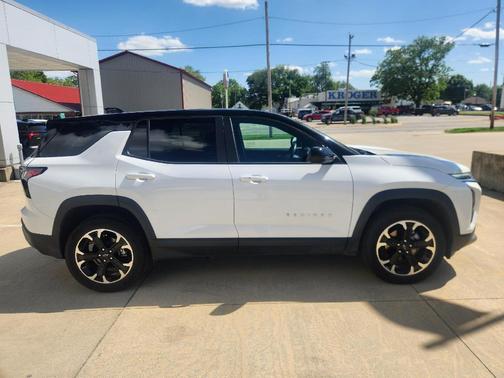 Summit White 2025 Chevrolet Equinox LT
